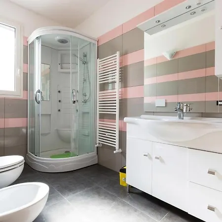 아파트 Casa Aurora 6-8 Posti Letto